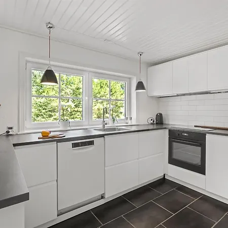 Eufemia - 2-8km From The Sea By Interhome